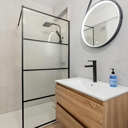 דירה Frontal Renovated Seaview 